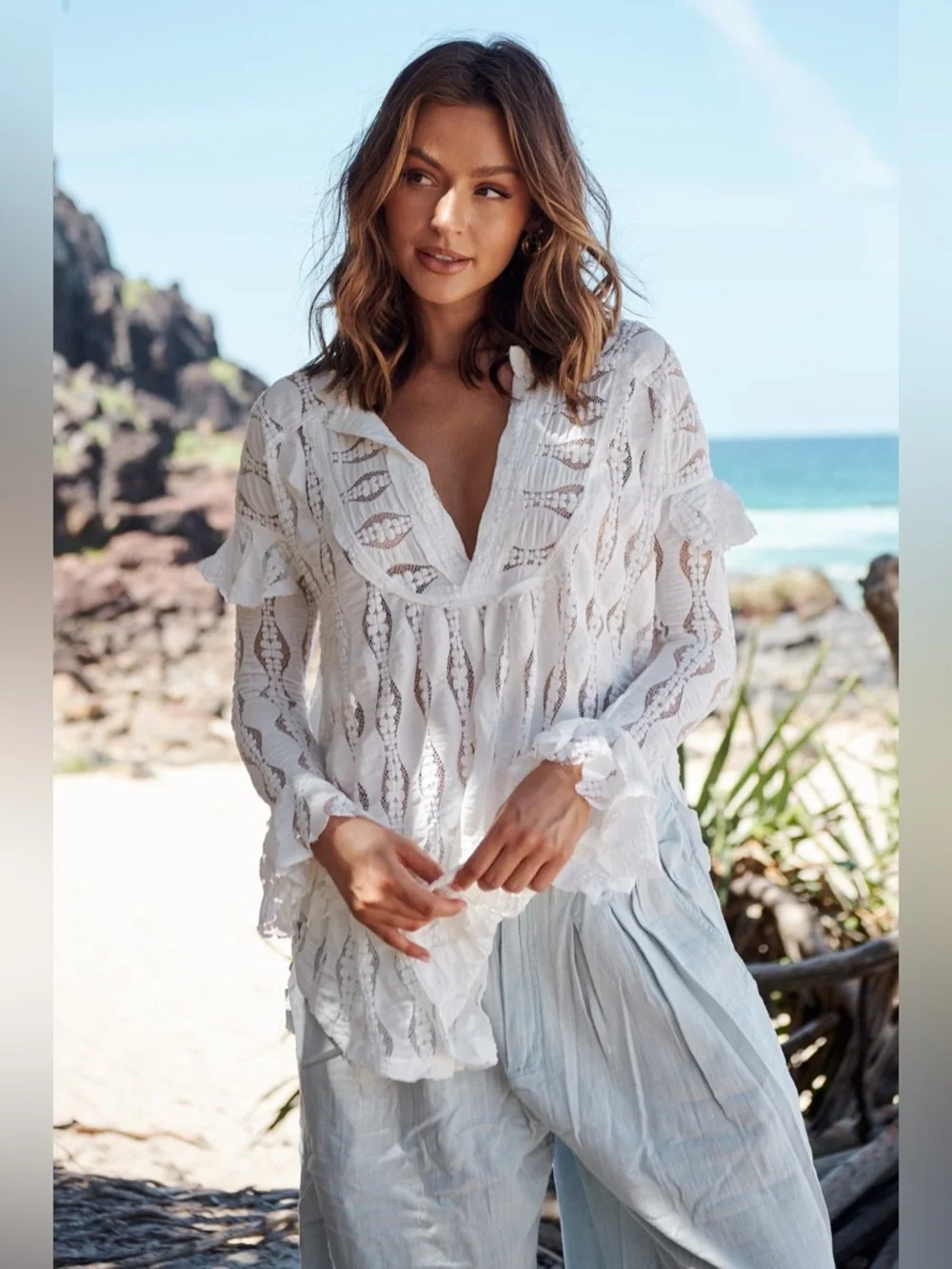 EUC Free People White Lace Candy Shop Boho Long Sleeve Tunic